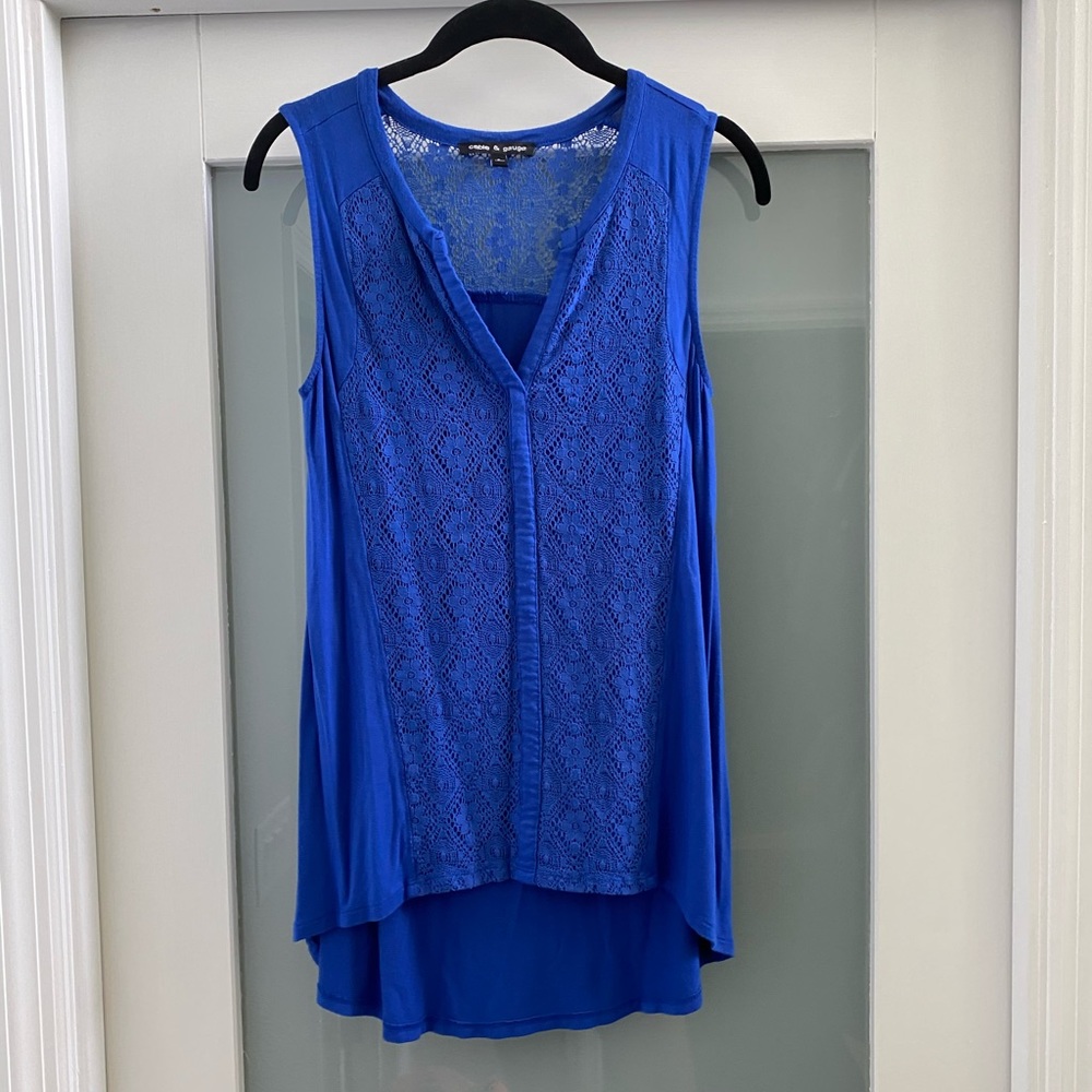 Sleeveless Blouse, Size Small